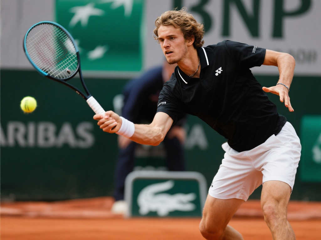 列精彩防守 列精彩防守